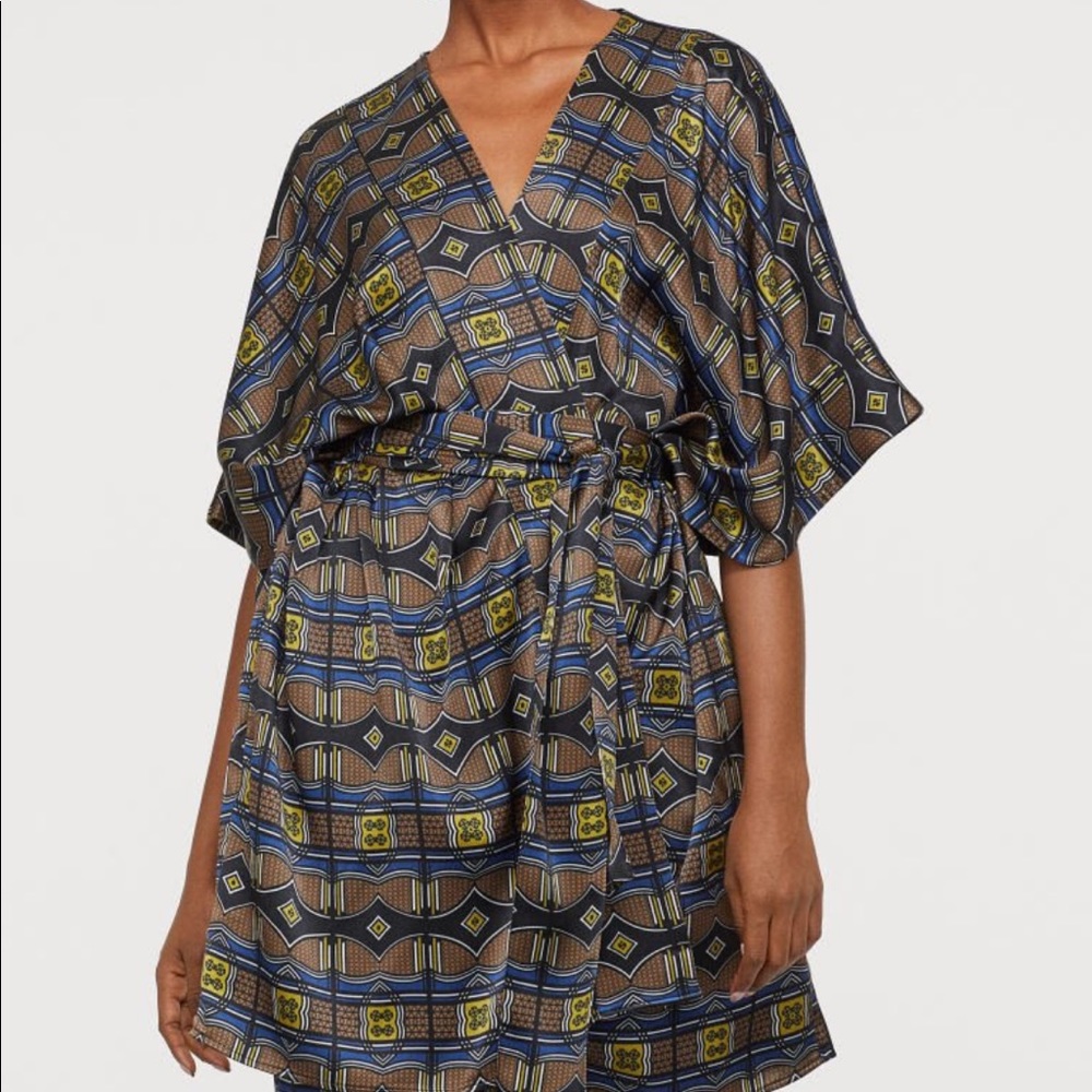 Mantsho x H&M pant set.